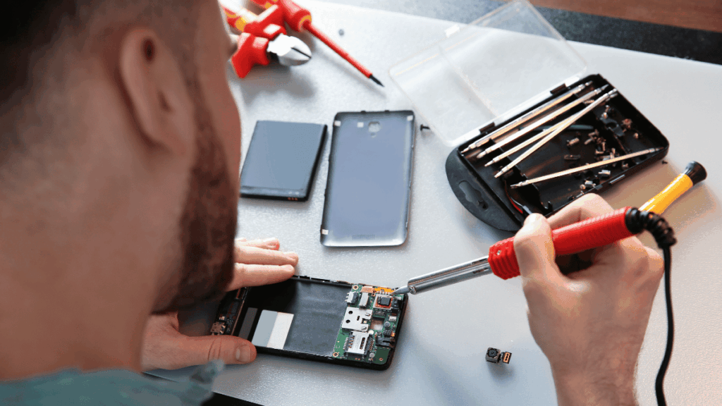Best Mobile Repair Training Institute - Virani Telecom
